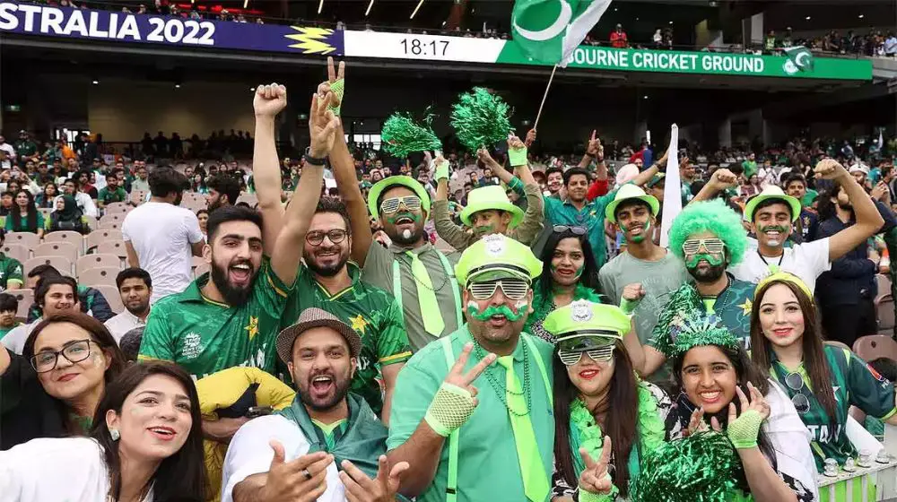 Pakistani-fans-1